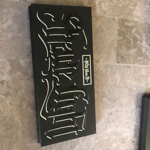 Kat Von D Shade & Light